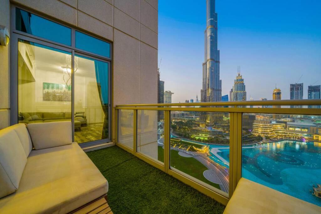 דובאי Spectacular Burj & Fountain View - Luxurious 3 Bedrooms & Maids Room - The Residences מראה חיצוני תמונה