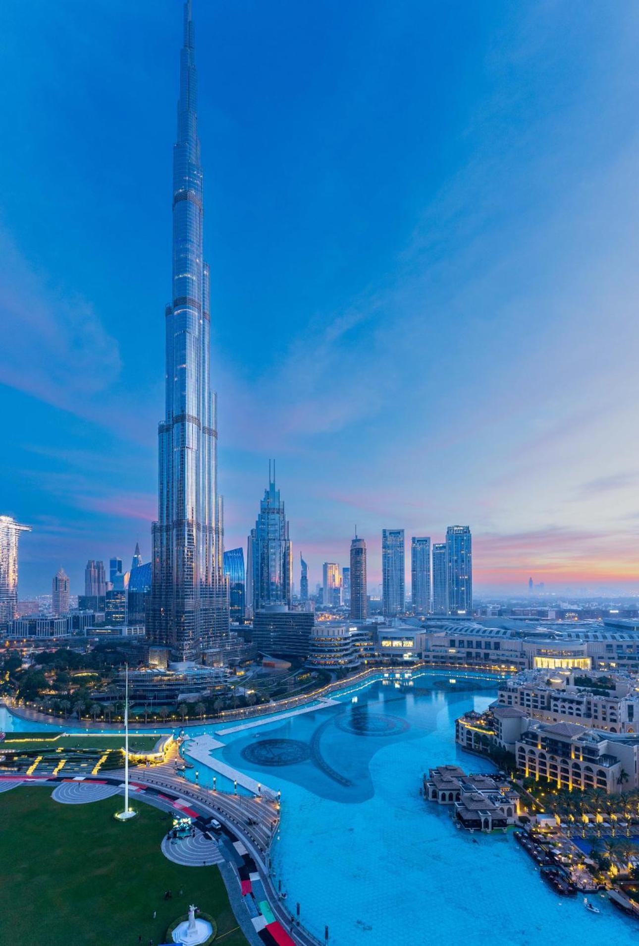 דובאי Spectacular Burj & Fountain View - Luxurious 3 Bedrooms & Maids Room - The Residences מראה חיצוני תמונה